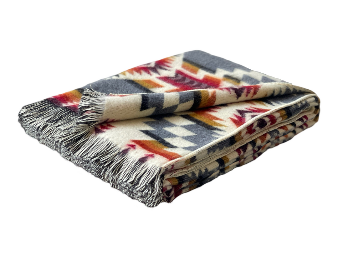 Secoya Throw Blanket - Campfire Ash