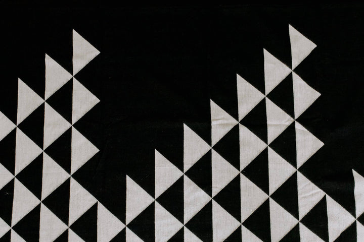 Nevado Blanket - Natural / Black - Beyond Borders Collective