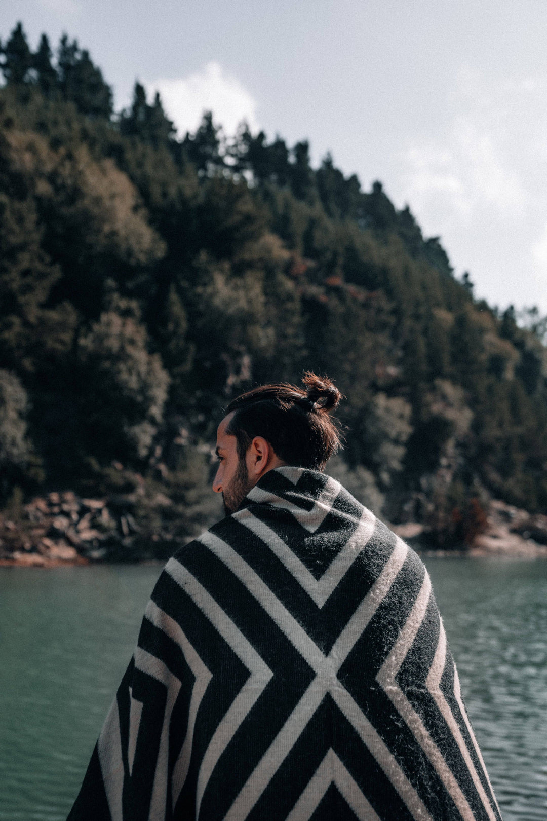 Paramo Blanket - Natural / Black - Beyond Borders Collective