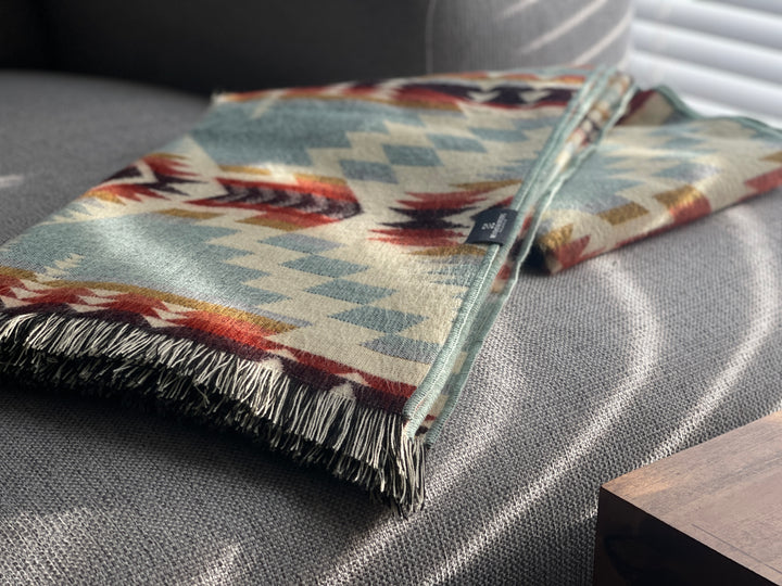 *IMPERFECT* Secoya Throw - Vibrant Mint