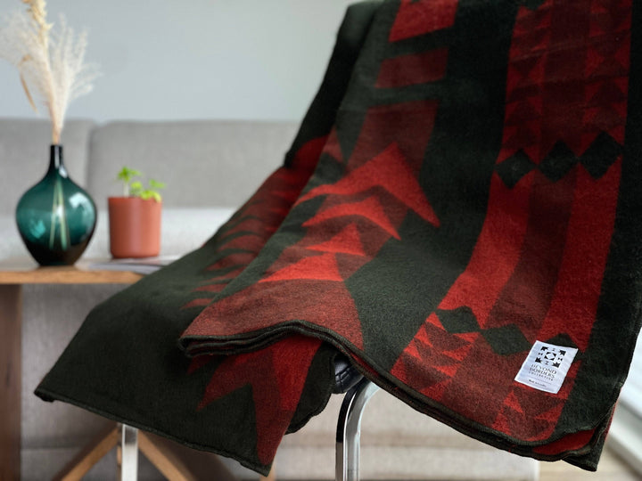 Loja Blanket - Dark Moss - Beyond Borders Collective