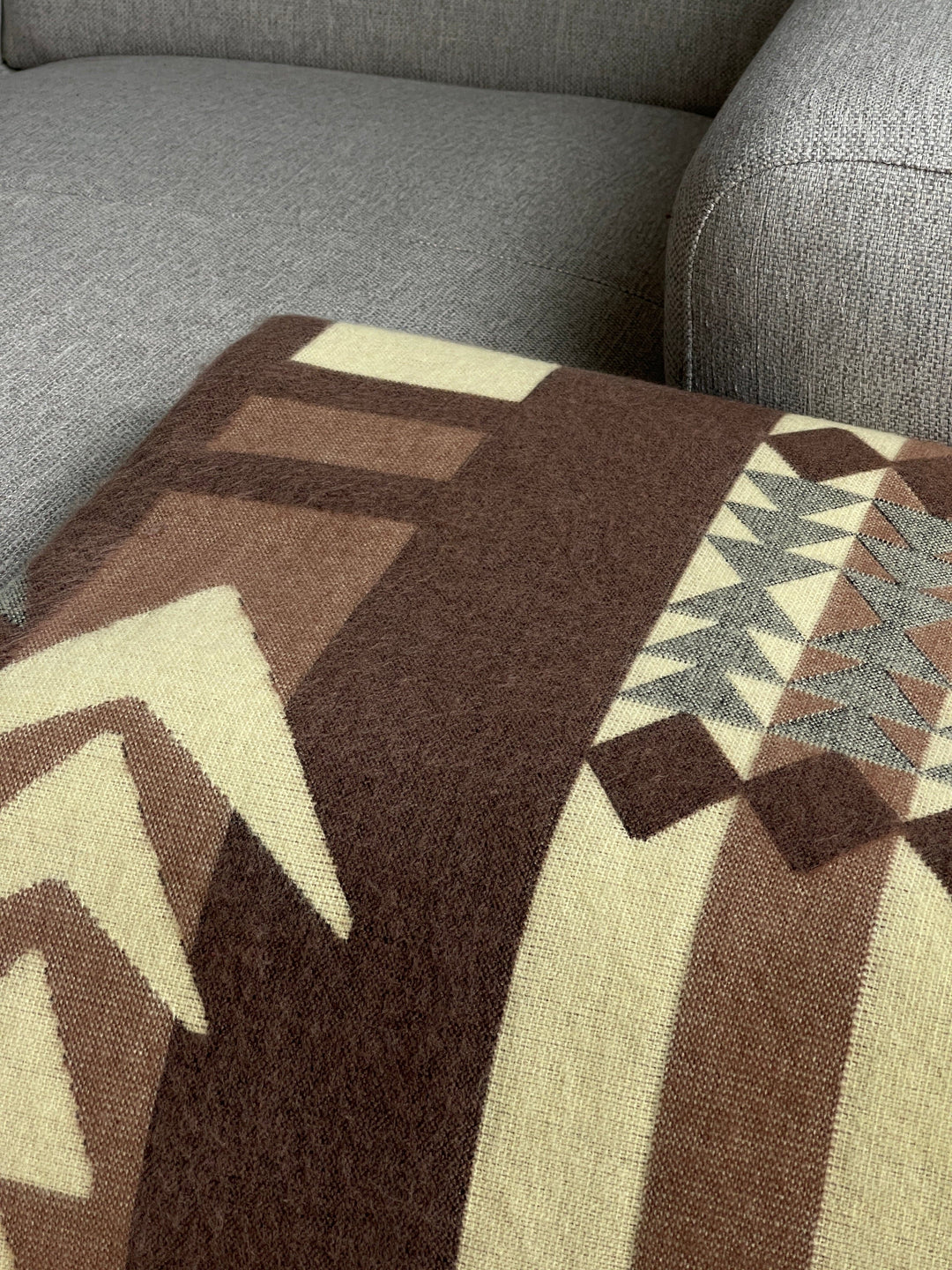 Loja Blanket - Light Mahogany - Beyond Borders Collective