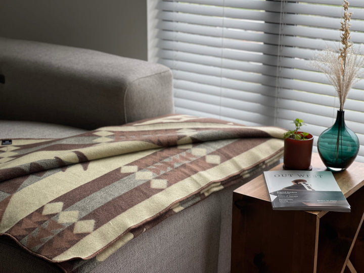 Loja Blanket - Light Mahogany - Beyond Borders Collective