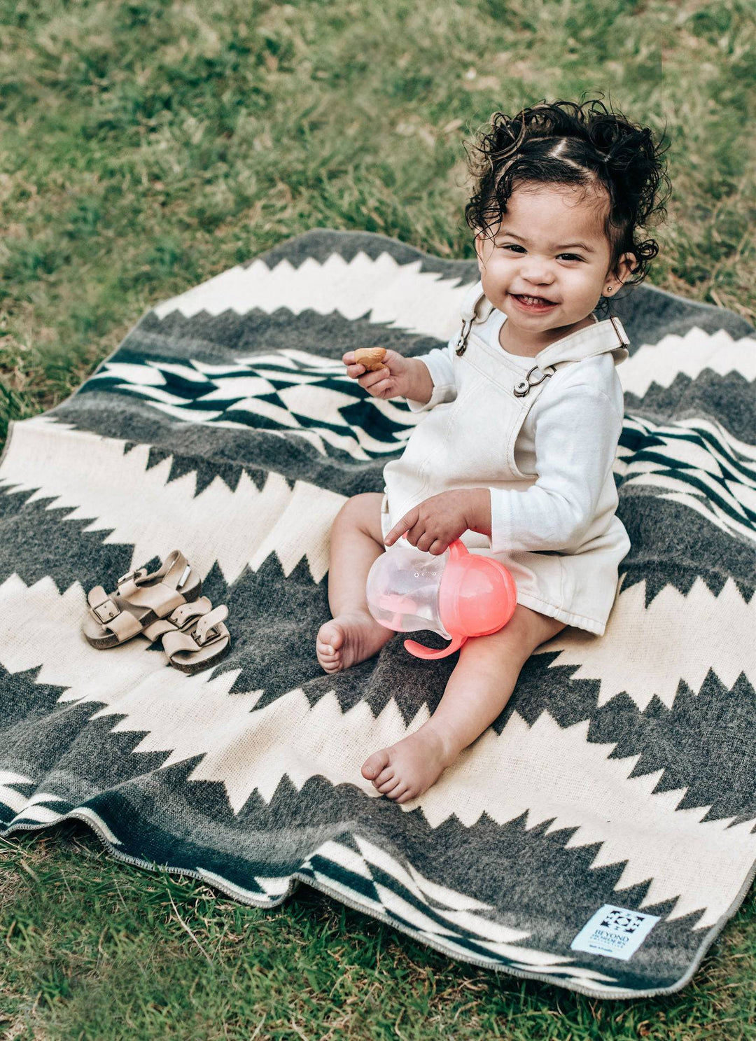 Tsachila Baby Blanket - Ash - Beyond Borders Collective